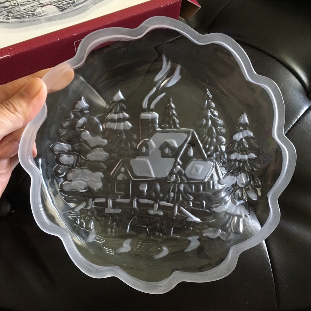 Mikasa Winter Wonderland Collection Sweet Dish - Picture 2 of 6